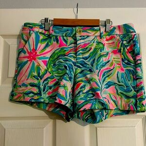 Lilly Pulitzer Callahan Stretch Short Size 8